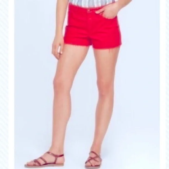 🇺🇸 Universal Thread Red High Rise Shortie Cut Off Jean Shorts 6 / 28R - Picture 2 of 11
